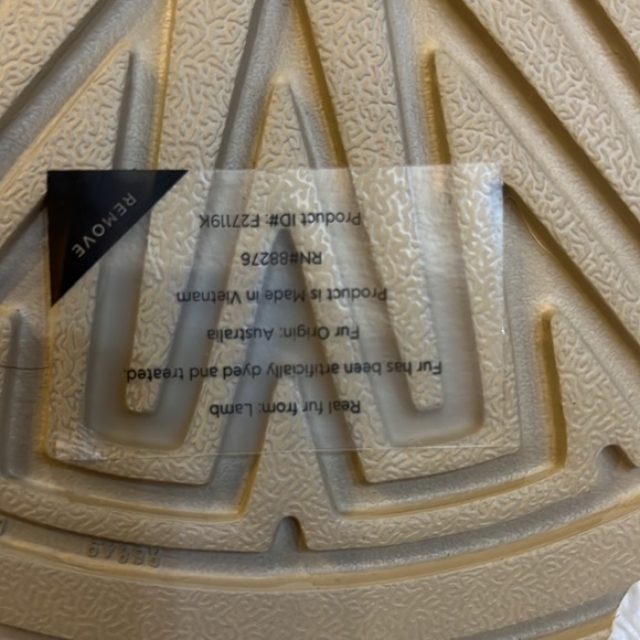 UGG boots - Picture 5 of 13